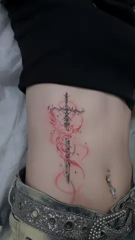 Hình xăm thanh kiếm, phượng hoàng #hinhxam #nhimtattooink #thoxamngheonhatsaigon #fyp #xuhuong #phuonghoang #thanhkiem #pheonix 