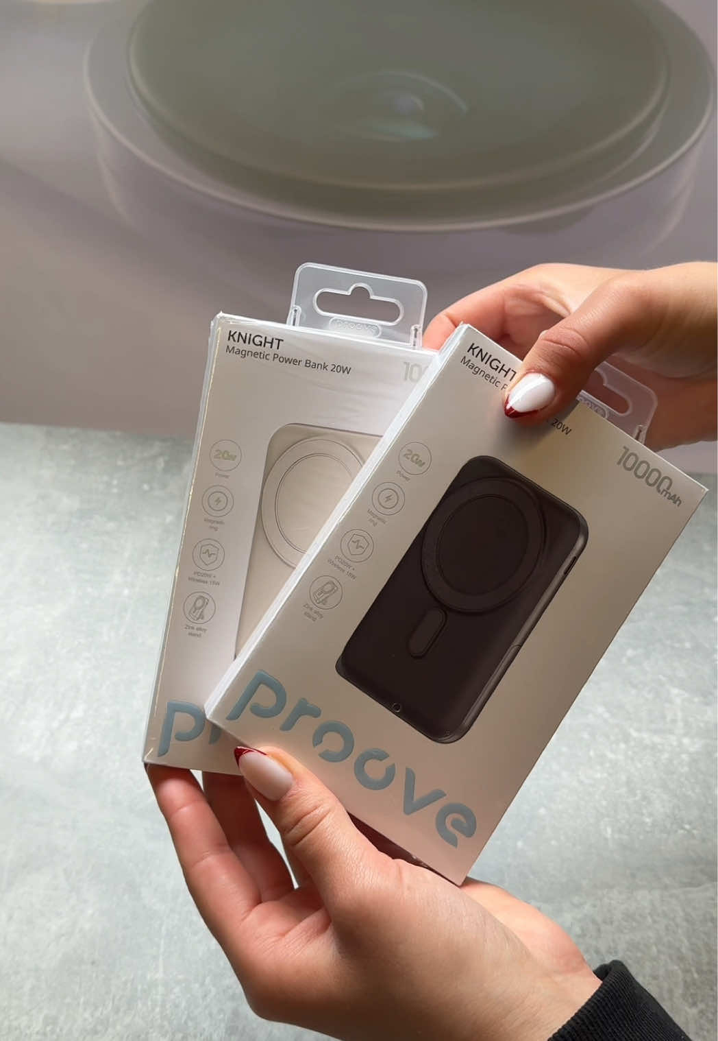 Це Proove Knight 10000 mAh (20W)— новинка в JukStore 💥 ✅ MagSafe ✅Безпровідна зарядка ✅ Вбудована підставка В наявності у кольорі Black та Decert — за ціною 1450₴ 🔥 🎁ПРОМОКОД: JUK25 Звертайтесь у Direct або за номером 0️⃣9️⃣3️⃣5️⃣8️⃣5️⃣7️⃣3️⃣3️⃣3️⃣ для консультаціі або оформлення замовлення! 📍Фізичний магазин: м. Переяслав, Київська область, вул. Шкільна, 49 📦 Також є точка видачі: м. Київ, вул. Чоколівський бульвар, 35 🚚 Відправляємо Новою Поштою по всій Україні в день замовлення (передоплата від 500 грн)  #павербанк #jukstore #магазинтехніки #оновлення #новинки #зарядка #оновлення 