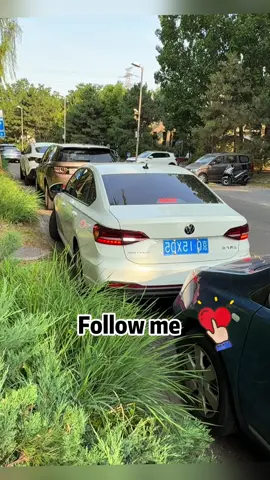The easiest parking trick!#car #foryou #carsoftiktok #tiktok #howto #cartok #automotive #driving #skills #knowledge #fyp #tips #fpy