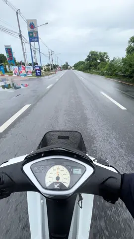ฝนตกฉ่ำ🌧️ #เวฟ125 #ฟีด #fyp #ฝนตก #อากาศดี #สุพรรณบุรี #เพลงลงสตอรี่ #เพลงเศร้า 