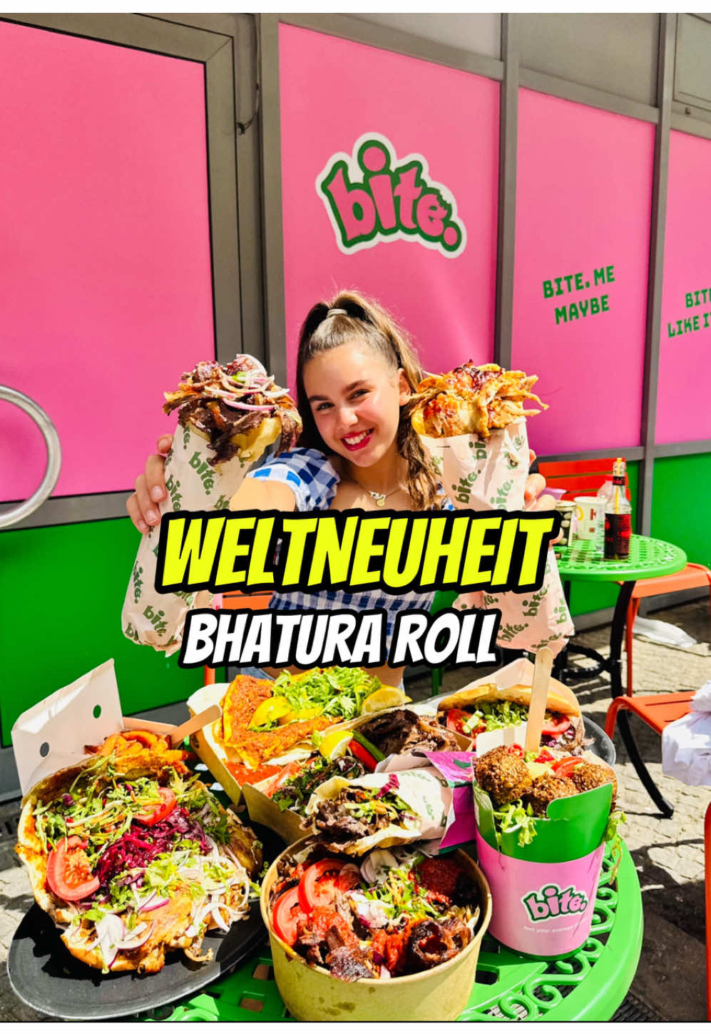 ‼️WELTNEUHEIT IN BERLIN - Neueröffnung‼️ 👉 Der allererste Bhatura Roll Döner der Welt. 🎉 Opening Special: Bhatura Roll nur 2 € statt 8 € – nur am 21.06 !! Ein Streetfood-Drop, den du so noch nie gesehen hast: 🔥 Fluffiges, hausgemachtes indisches Bhatura-Brot gefüllt mit: 	•	100 % saftigem Yaprak Steakfleisch 	•	gegrilltem Chicken 	•	hausgemachten pinken Falafeln ✅ Neu in Berlin 2025  ✅ Weltweit erster Bhatura Roll Döner  ✅ Halal ✅ Hausgemacht, frisch, wild lecker ✅ Weltweit erster Bhatura Roll Döner  🎉GRAND OPENING PARTY: 21.6.🎉 ein Food-Konzept, das es weltweit noch nie gab🚀 SAVE THE DATE 📍 BITE Berlin – dein neuer Spot für Halal Streetfood mit Weltpremiere. 🎉 Nur am Opening-Day: 2 € statt 8 €. Nur 21.06. 🔥 Kein Döner. Kein Wrap. Eine neue Streetfood-Kategorie. @bite. @mgpackberlin  #neueröffnung #berlin #döner #halal #berlinfood #halalberlin #n#naomisberlinfoodviralfood  #berlinfoodspots #essen #berlinfoodguide #foodberlin #foodporn #neu #FoodTok #foodblogger #berlinfood #kreuzberg #halal 