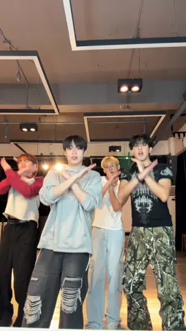 Hajima! 🙅 dc: @떰프  #AJAA