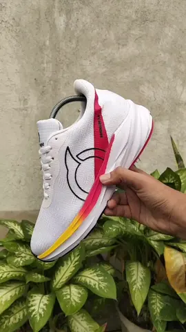 #ortuseight #ortuseightrunning #sepatupria #sepatuwanita #sepatupromo #sneakersterbaru #ortuseightcatalyst  #runningputih #sepatuputih #ortuseightcatalystwhite 