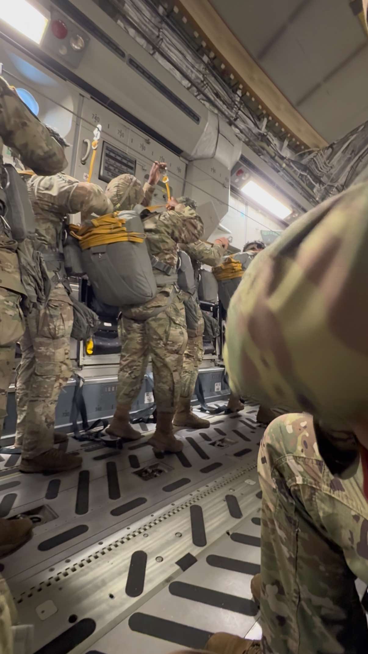 #fyp #airborne #military #army 