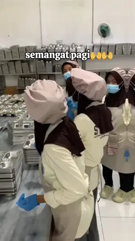hallo,selalu kompak ya#blora #makansehat #sppg #sppgratis #makangratisprabowo #badangizinasional #makangratis #prabowogibran2024 #relawan 