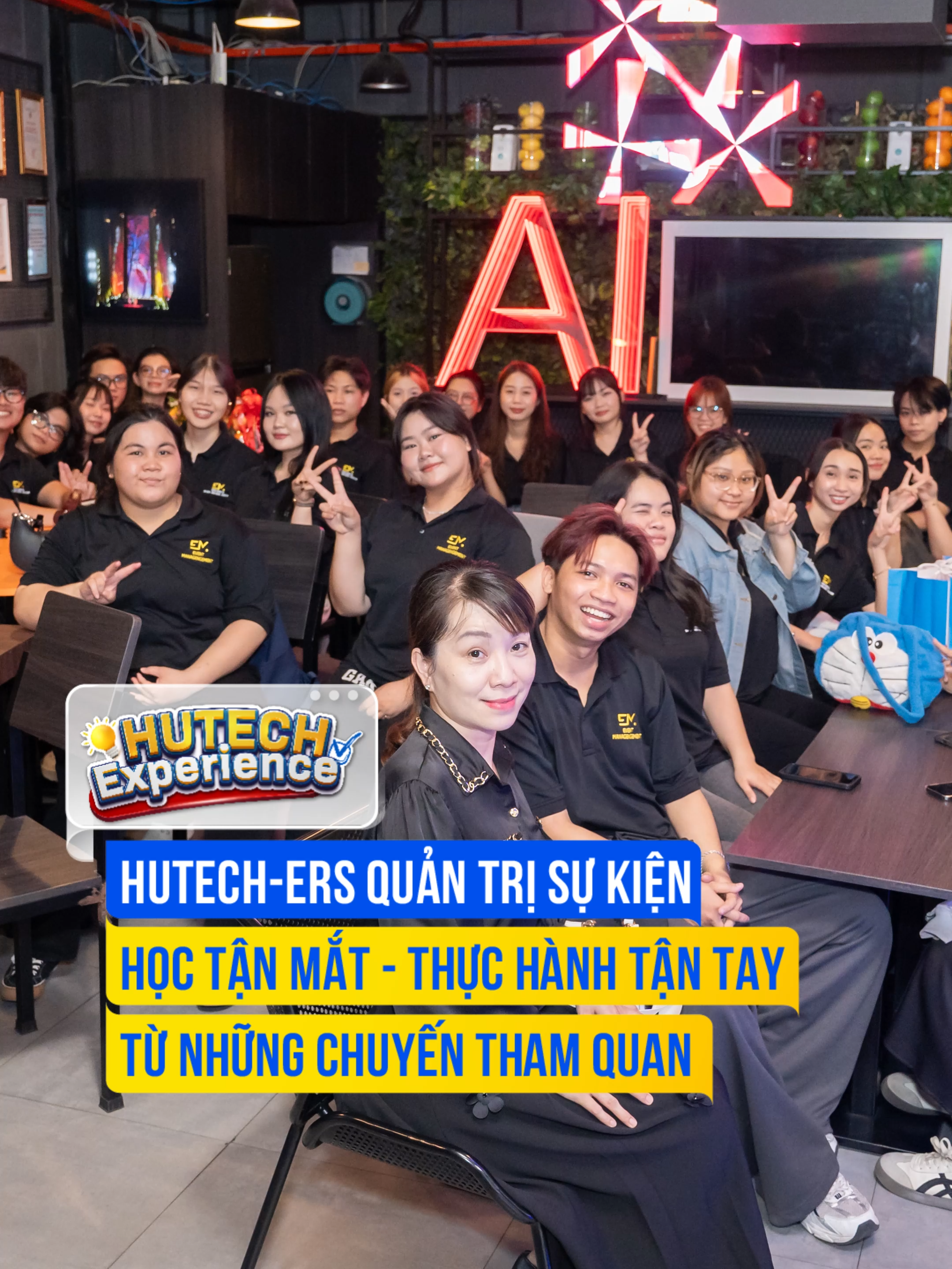Sinh viên ngành Quản trị sự kiện tại HUTECH không chỉ được học kiến thức từ trên giảng đường, mà còn từ những chuyến đi trải nghiệm thực tế cực kỳ bổ ích! Các bạn được “mục sở thị” quy trình tổ chức sự kiện chuyên nghiệp tại các Trung tâm hội nghị đẳng cấp, cũng như được hiểu thêm về công nghệ sản xuất hiện đại tại các đài truyền hình VTV, HTV… hay ở các công ty truyền thông. Sinh viên được học tận mắt từ các chuyên gia dày dạn kinh nghiệm, mà còn được tự tay thực hành để có thêm góc nhìn thực tế về nghề nghiệp. Nếu bạn yêu thích không khí sôi động, sáng tạo và chuyên nghiệp của ngành Quản trị sự kiện - thì HUTECH chính là nơi khởi đầu lý tưởng dành cho bạn! #hutechuniversity #xuhuongtiktok2024 #trainghiem