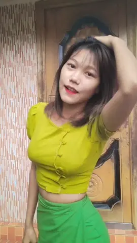 Desi girl @🐻 #မြင်ပါများပီးချစ်ကျွမ်းဝင်အောင်လို့🤒🖤 #fypシ゚viral #fyppppppppppppppppppppppp @tiktok 