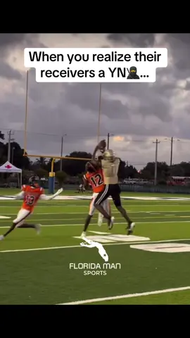 When you realize their receivers a YN🥷… #football #footballtiktok #thaddboii 