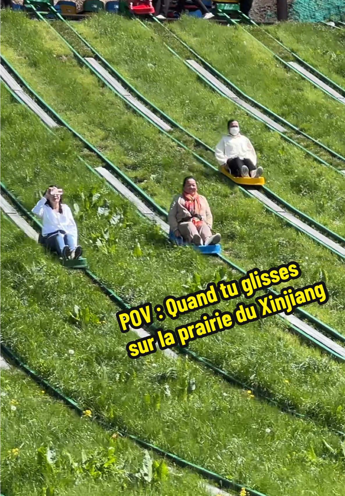 Respire, glisse, profite – la prairie de Nalati t’attend 🌿🌤️ #xinjiang #NihaoChina #chinatravel #Summer #lifemoment #happiness #funnymoments #funnytiktok 