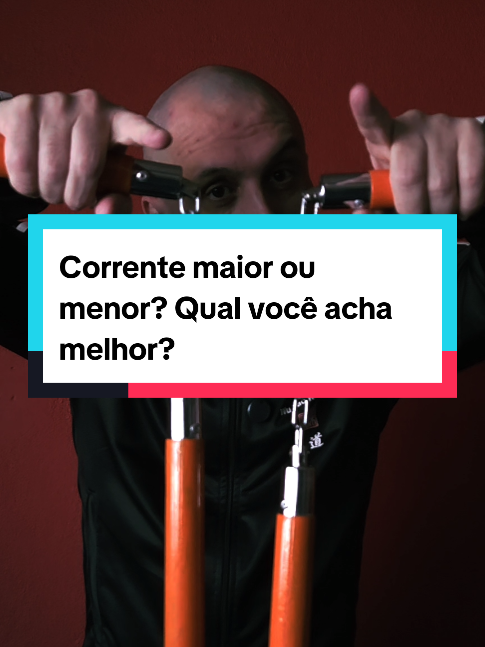 Uma dúvida que quem começa a aprender Nunchaku tem? Qual o tamanho ideal? Aprenda esse movimento duplo! 👇🏻👇🏻👇🏻 @Wu Tao Kung Fu Brasil  #caminhoshaolin #wutaokungfu #martialarts #wushu #kungfu #shaolin #nunchaku #nunchakufreestyle #shaolinkungfu 