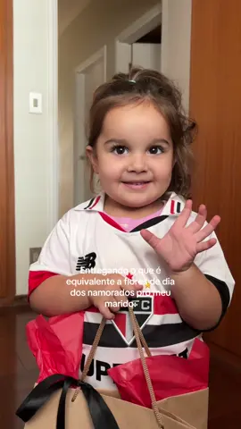 Muito fácil dar presente pra ele kkkk  #spfc #camisadetime #diadosnamorados #presente #dicadepresente #saopaulofc 