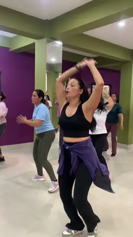 ##creatorsearchinsights #thelevelupzumbaclass #dance #workout #Fitness #yogalover #🤭🤭 #@silvi khadka @Muna Pakhrin🌸 @aani_stha @Zumba With Niru 