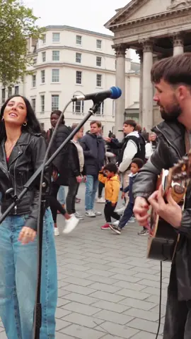 I said, I will never fall unless it's you I fall into... #streetperformer #leire #busking #london #embeihold #stephensanchez #untilifoundyou