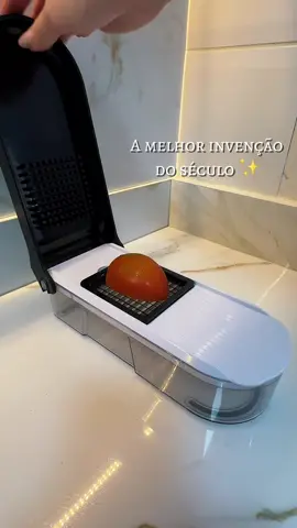 LUMAI Cortador Processador Picador Mandoline Premium para Batata Queijos Legumes Verduras e Frutas. • • • • Gostou? Link está na bio  ##ᴇxᴘʟᴏʀᴀʀ##casa#diacas#enxoval##comprasnashopee##achadinho##lar#mesaposta##organizacao