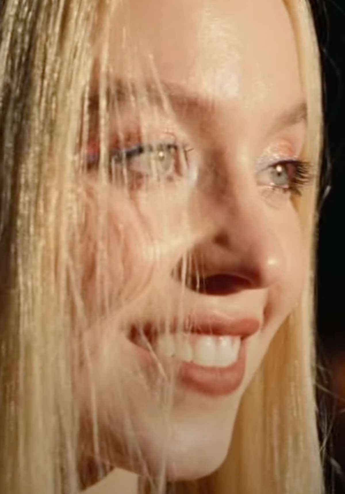 E pensar que a Cassie ainda teve a coragem de falar que era mais doida que a Maddy… 🗣️ #HBO #Euphoria #Series #MaddyPerez #CassieHoward #SydneySweeney #AlexaDemie #TikTokMeFezAssistir