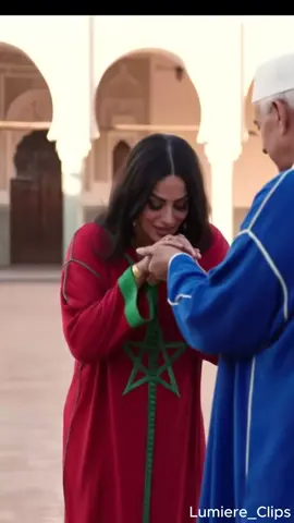 🎥✨ هاد الفيديو صايبتو بالذكاء الاصطناعي، ولكن الجمال مغربي حقيقي! واحد السيدة مغربية زوينة بزاف، لابسة جلابة حمرا مزينة بنجمة خضرا 🌟 نازلة من الجيت الخاص ديالها ✈️، ركبات فـFerrari 488 Spider حمراء، و دازت وسط زناقي مراكش 🇲🇦، حتى وصلت لقصر فاخر ديالها، سلّمات على والديها بكل حب 💚، ومشات وسط سالون مغربي راقي، وقات فالفوطاي وتبسمات فالأخير بكل أناقة 👑❤️ 🎬 صورة خيالية ولكن بروح مغربية أصيلة! Ce clip généré avec l’intelligence artificielle met en lumière une sublime femme marocaine portant une magnifique jellaba rouge avec l’étoile verte du drapeau. Elle descend de son jet privé, monte dans sa Ferrari 488 Spider, traverse Marrakech, arrive dans son palais luxueux, embrasse ses parents, marche dans un splendide salon marocain et s’assoit avec élégance en souriant à la caméra. ✨ Une vision imaginaire… mais inspirée de la vraie essence marocaine. #الذكاء_الاصطناعي #جلابة_مغربية #مراكش #جمال_مغربي #مغربي #الفخامة_المغربية #Ferrari488 #JetPrivé #MoroccanStyle #Maroc #videoviral#AIvideo #femmemarocaine #caftanmarocain🇲🇦