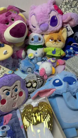 Hi Shauna,your package is here🥰.Thank you so much and hope you love it.#asmr #asmrpackaging #packing #packingorders #unboxing #aestheticvideos #usa_tiktok #SmallBusiness #asmrvideo #capsulescoop #tiktouk #uktiktok🇬🇧uk #uktiktok #disneylover #stitch #stitchlover #jewelry 