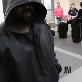 kral gibi adamdi #kanyewest #oldkanye #viralvideos #fyppp #kesfet 