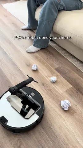 My kind of robot... 😳 @RoborockUS #roborock #sarosz70 #vacuumrobot #vacuumcleaner