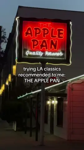 Apple Pan forever 🍎 #losangelesfood #laeats #losangeleslife #restaurantrecommendations 