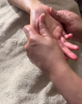 You use your hands the most don’t neglect them, #massagetherapy #massagetherapist #handmassage #relax #relaxing #relaxation #massuese #luxurymassage #therapy #therapist #calm #themassagehub #foryoupage❤️❤️ #fyp #forypupage #trendingvideos 