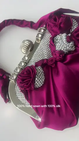 Making this purse was fun! I definitely would like to try again with a different purse base, would you try?!  I used a second hand purse to complete this project and scrap fabric, making it completely free! That is if you don’t account for time spent doing it #fashion 