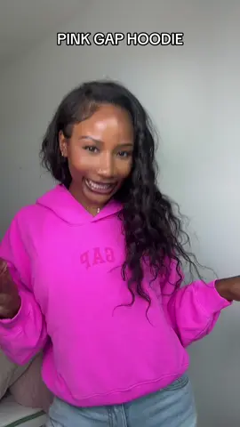 i was literally changing my sheets and i got a notification that this was in the mail I RANNN SO FAST #fyp #gap #gaphoodie #pinkgaphoodie #tiktokshopcreatorpicks #dealforyoudays 