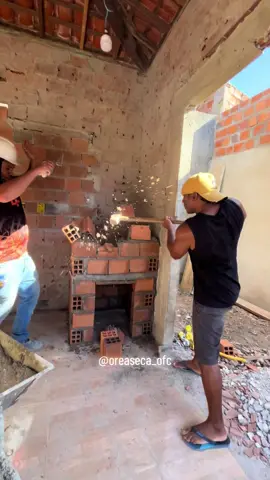 Eu não brinco em serviço  @Loucotelly @peaodeobra_ofc  #humor #viral 
