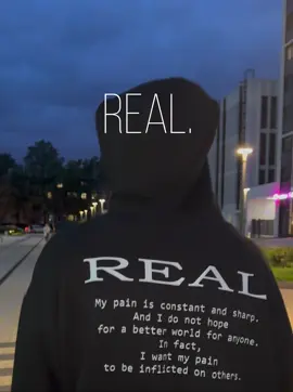 Real. «Реальность такова, что мир жесток и победит в нем лишь тот, кто способен идти дальше, после поражения, нанесенного конкурентом» #real #sad #gym #tired #soloplayer #Love #swathe 