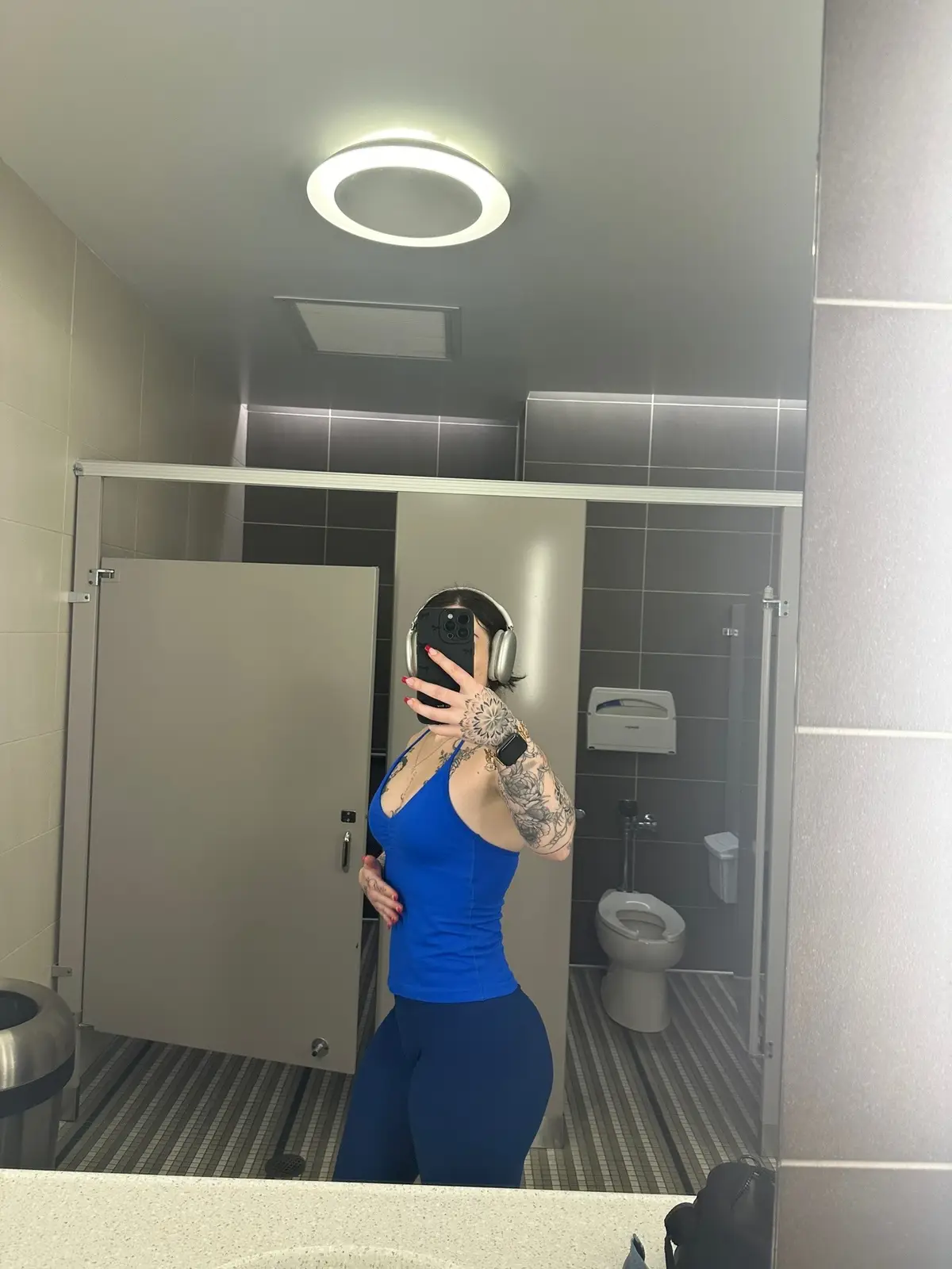 day one of fighting a bad depression hole i was in😅❤️‍🩹