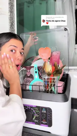 A responder a @lu_anna_alves Testando a minha lava louças semiautomática portátil Quem quiser que eu grave lavando panelas nela, comenta no vídeo por favor 🙏🏼  🔍 Cole este ID no buscador do Mercado Livre: CHAYDU-VCS2 🔗 Ou acesse este link: https://mercadolivre.com/sec/1Pso8mg comprei ela no @Mercado Livre e ela é perfeita pra quem mora de aluguel e não pode fazer instalação ou pra quem não quer ter trabalho. Até que ela performa bem 🙏🏼✅ . . . . . . . . . . . . . #MercadoLivreAchados #HomeAndDecor  #achadinhosdecasa #achadosdecozinha #achadinhosparacasa #achadinhosdecozinha #lavalouças #lavaloucasportatil #donadecasamoderna 