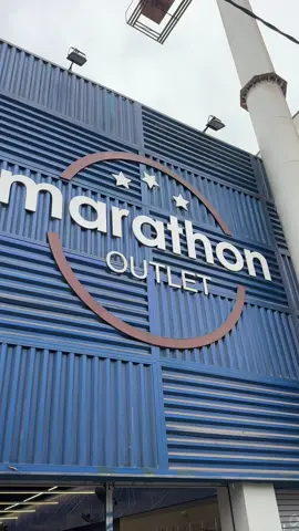 Marathon outlet de Villa el Salvador zona mujeres🛒📹 Te gustaria ver la zona para hombres? Dejame en los comentarios que par buscas🫡 #dunk #dunklow #dunkpanda #dunknike #adidas #adidasoriginals #marathon #marathonvillaelsalvador #marathonoutlet 