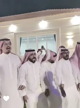 العبو بالعوجا وسيوف صقايل .. 🖤 #ماشاءالله #سليمان_السدلان #ابو_حصة #ابو_عجيب #سعود_الوريكي #مشاري_المسطح #قروب_ابو_حصه #اكسبلور  @سليمان السدلان @مشاري المسطح @ابو حصه 🐰 @ابو عجيب @سعود الوريكي @صالح السلماني @عبدالرحمن الناحي. 