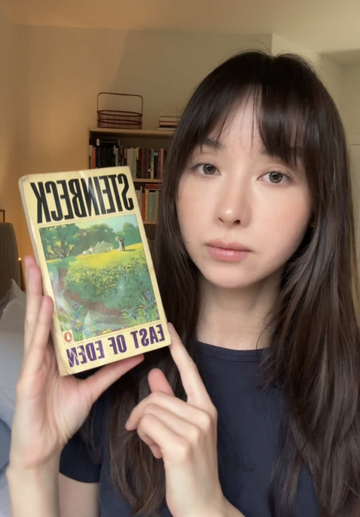 Books everyone should read #BookTok#littok#literarytok#litfic#literaryfiction#bookrecommendations#bookseveryoneshouldread  