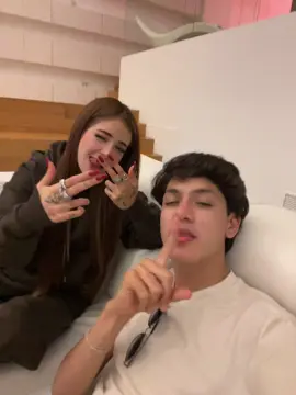@Katteyes lo loco no se quita 
