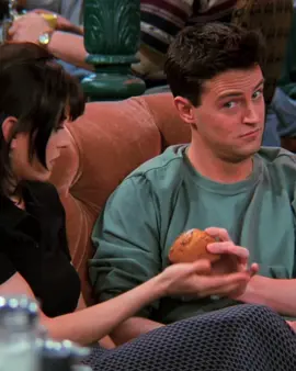 Desde o início, sempre eles. 🥹❤️ #Friends #Chandler #Monica #Mondler