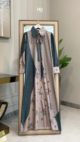 Comingsoon Azrina Dress✨ Stytune di live jam 08.30 yaa, nanti bakal ada harga ambyar spesial launching 😍 #gamismuslimah #rhcol #gamislebaran #gamiskekinian #fyp #dresskondangan #outfitsimple #gamismurah #OOTD #gamiscantik #rekomendasidress #gamis 