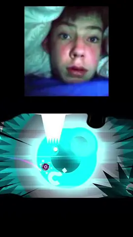 Yo jugando Geometry Dash todo esquizofrénico a las 3 AM #geometrydash #geometrydash22update #geometrydashmemes #ispywithmylittleeye #memes