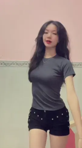 Cổ lại tới 😎 #TikTokDanceVN #xuhuong #mytrinh04 