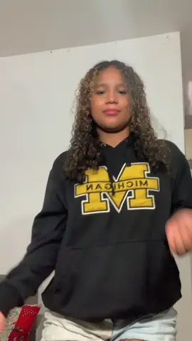 #paratodomundo🌏 #hasmeviraltiktok #seguidores❤ #viral #CapCut #paratiiiiiiiiiiiiiiiiiiiiiiiiiiiiiii #baile 