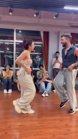 #ලස්සනයිද_ලමයො_ඉතින්🌸🤭 #දකුණේ_අපි❤🇱🇰 #අදරෙයි_හැමොටම❤️ #1million #treanding #vairal #video #danu #ti̇ktok #2025❤️❤️🥰🌹 