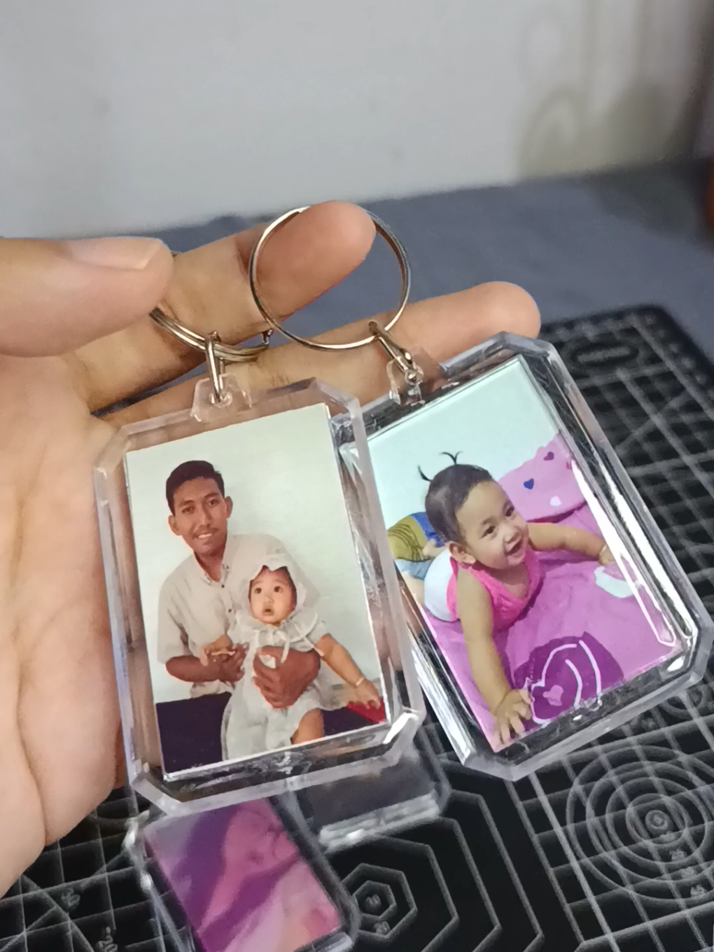 Gantungan kunci akrilik yang lagi viral🔥 #satukontentiaphari #fypシ゚viral #ganci #akrilik #50pcs #gancifoto 
