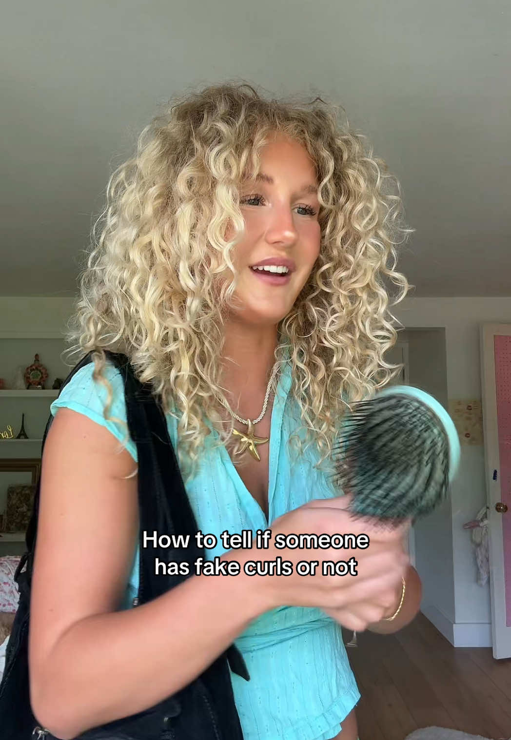 😶😶😶😶 #curlyhair #curls #fakecurls #curly #blondecurls #fyp #foryoupage #viral 