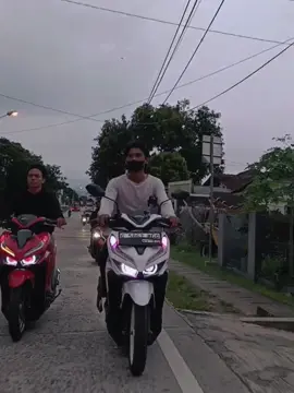jalan jalan😁 #fypage #vario125new #fypage 