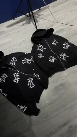 “star circle, 3love” double zipper boxy hoodie product recommend glgsstore #OOTD #boxy #ttshoplocal 