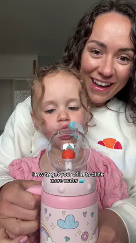 Reacting to the coolest cup ever #whalefountain #sippycup #kidssippycup #whalefountainsippycups #howtogetkidstodrink #howtodrinkwater #kidsdrinkwater #tikotkmademebuyit #tumbler #kidstumbler #cute #mumtok #mumsoftiktok #summersale 