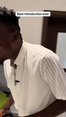 This is how to introduce yourself in front of billionaires #fyp 
