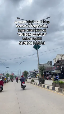 Duit 100rb kaya 10rb kaya angin lewat kd berasa 😭#fyp #fypage #fyppppppppppppppppppppppp #sungaidanau #kalsel #tanahbumbu #kalimantan 
