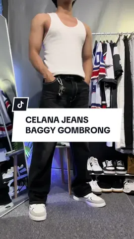 Asli ini cakep sih celana baggy jeans nya #celanajeans #celanapanjang #celanamurah #celanapria #baggyjeans #baggypants #celanagombrong 