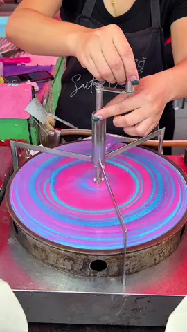 Bangkok’s Viral Rainbow Crepe – Too Beautiful to Eat! 📍Sai Tai Center https://maps.app.goo.gl/gmUdWUViBuSshi4HA ⏰ 4 pm open #crepe #dessert #reels #viral 